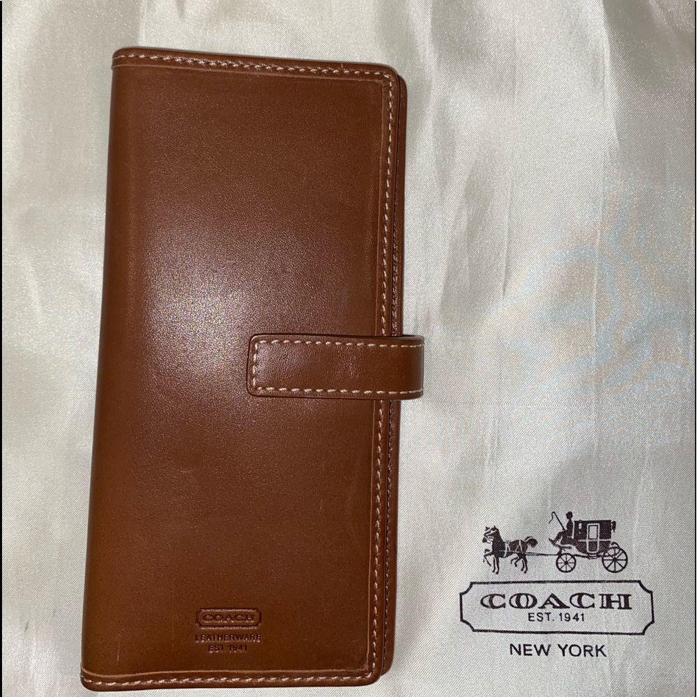 COACH leather checkbook / card holder